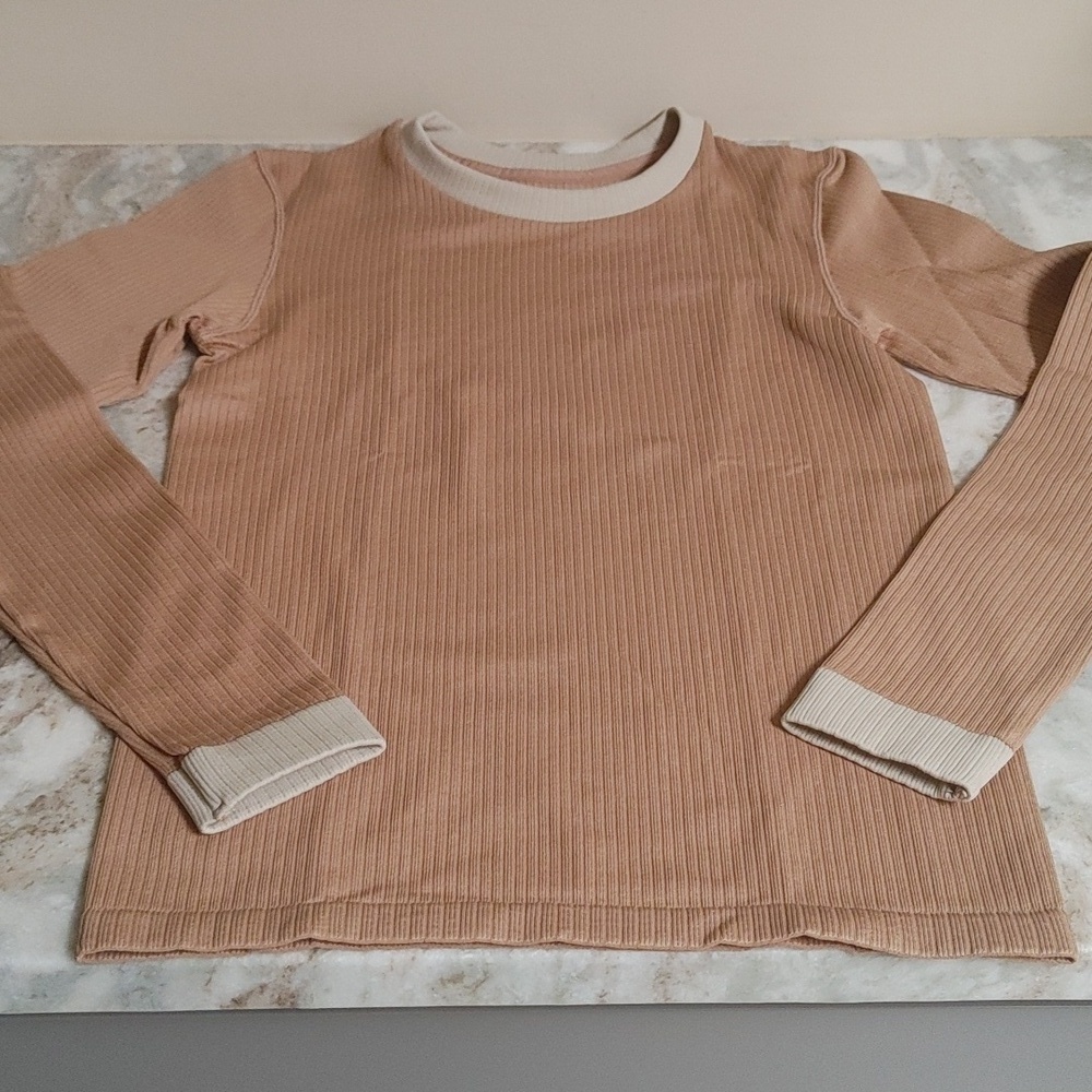H&M Sport Beige Ribbed Seamless Top XS